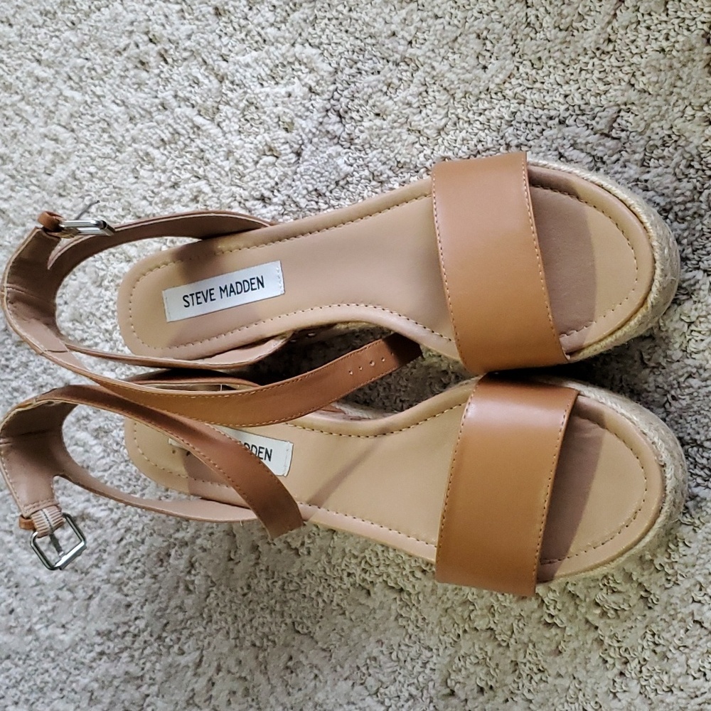 Steve Madden Platform Open Toe Ankle Strap Sandal